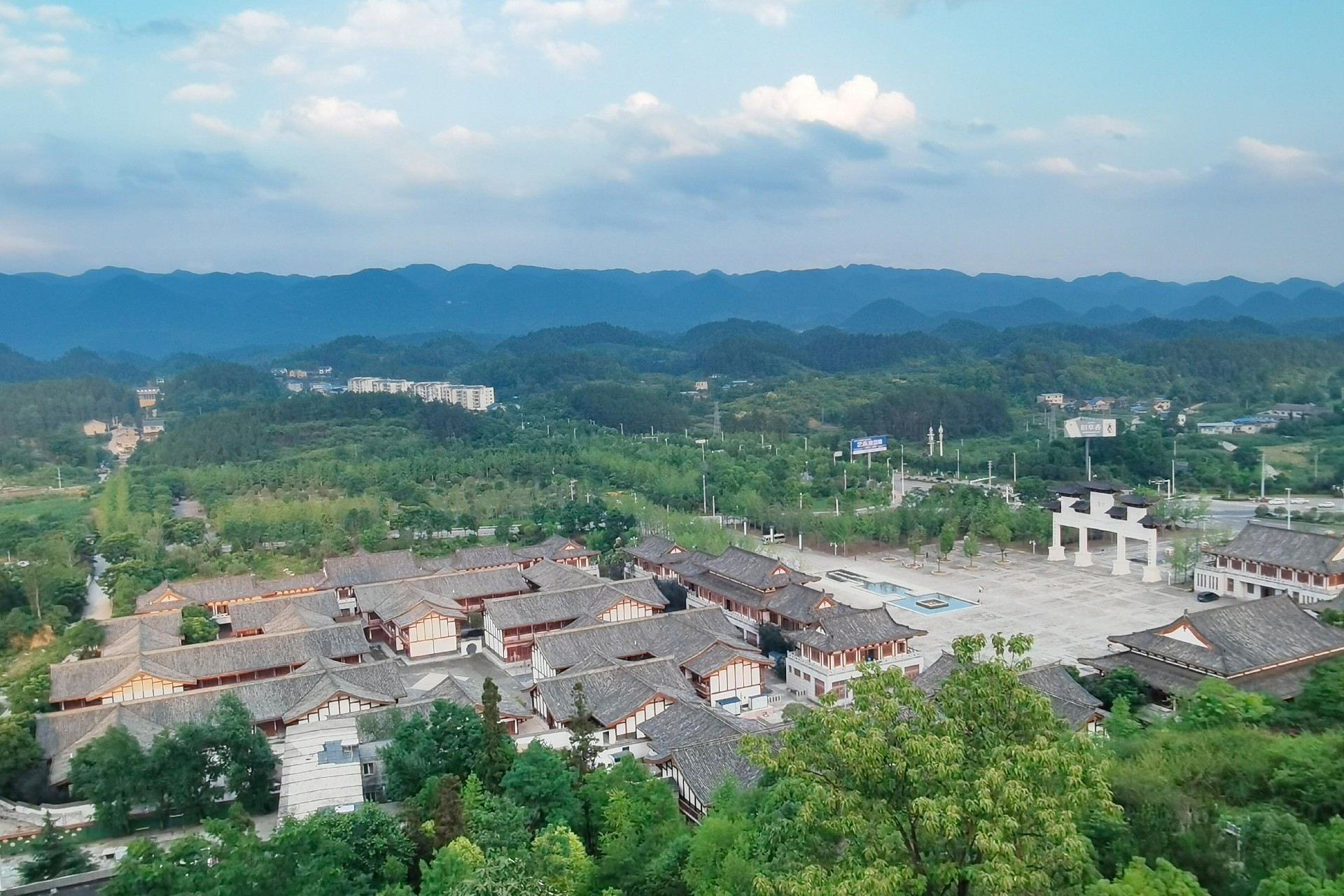 1687487879394970.jpg 4.jpg