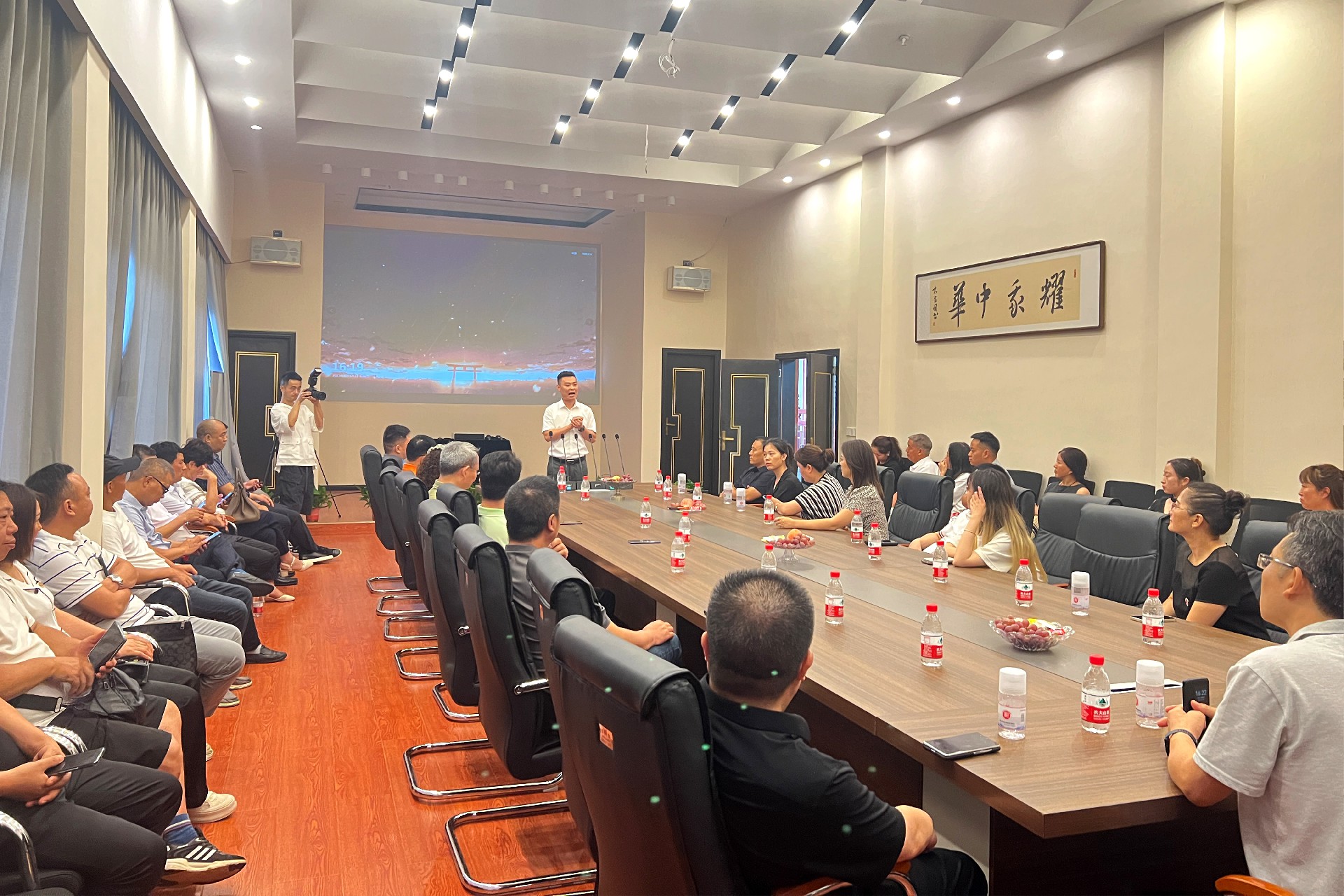 1690964725102265.jpg 0a51645e79867e159599aa9d6a78933.jpg