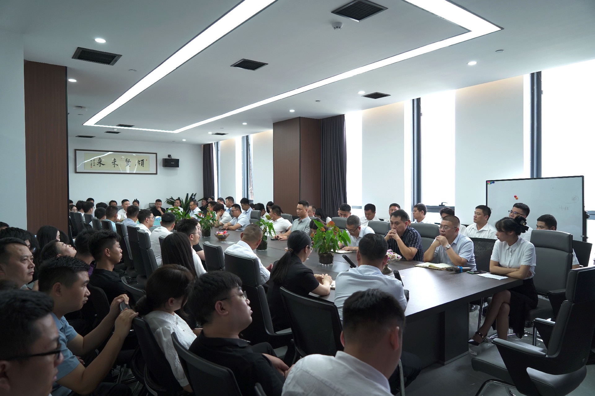 1693641043183510.jpg 1.jpg