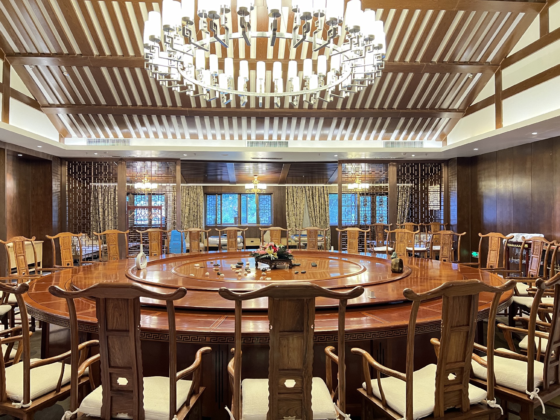 1697091618734138.jpg 餐厅.jpg