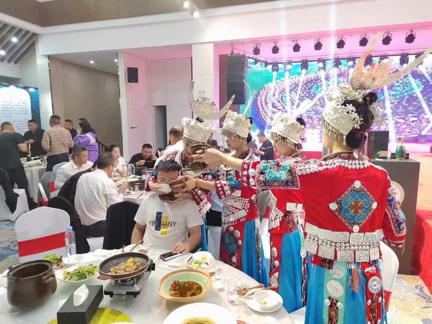 1697443705440638.jpg 3.jpg